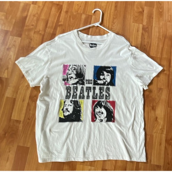 The Beatles 2020‎ Apple Corp T Shirt - Picture 1 of 2